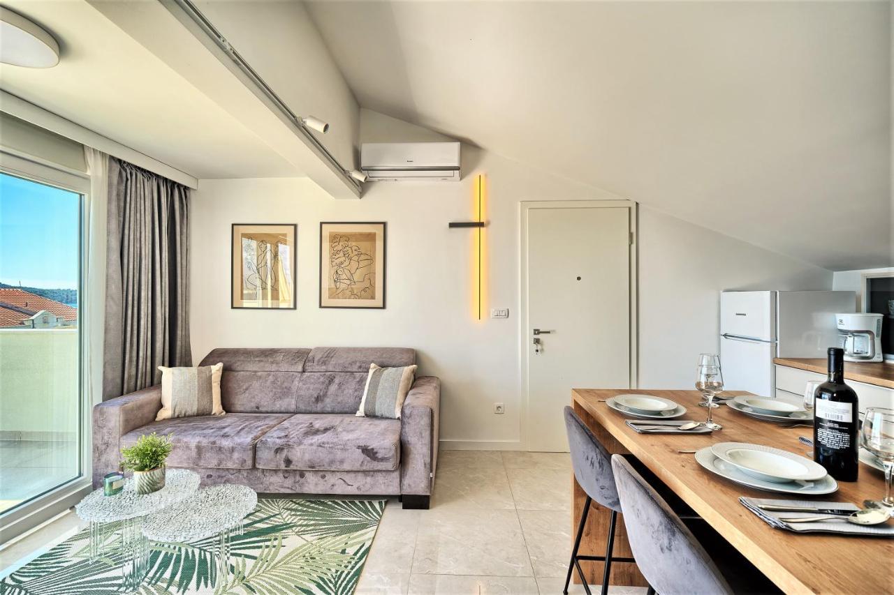 Domenico - 50 M From The Sea Apartment Donji Seget Exterior foto