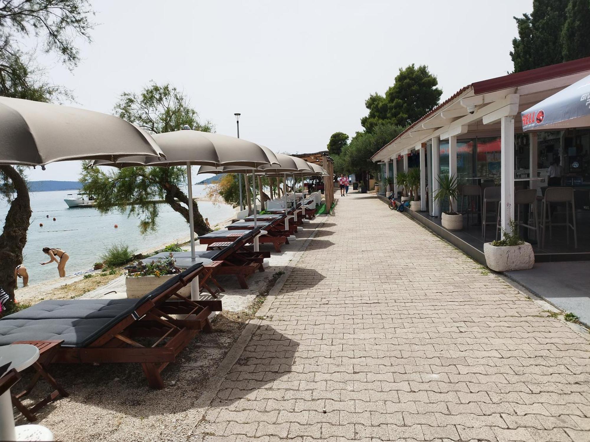 Domenico - 50 M From The Sea Apartment Donji Seget Exterior foto